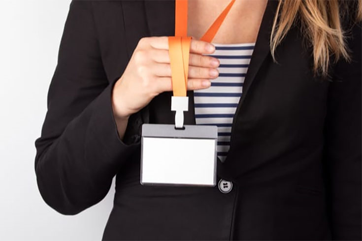 Importance of Using Custom Lanyard for Business Purposes 